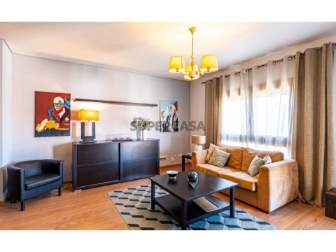 Apartamento T2 em Odivelas, Odivelas
