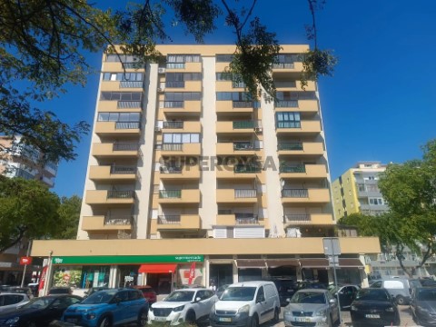 Apartamento T1 em Costa da Caparica, Almada