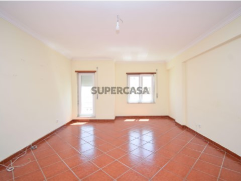Apartamento T2 em Corroios, Seixal