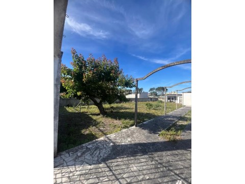 Terreno em Corroios, Seixal