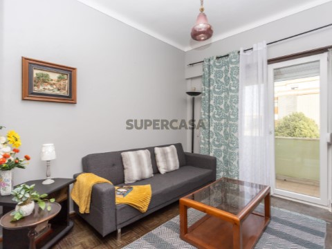 Apartamento T2 em União das Freguesias de Setúbal, Setúbal