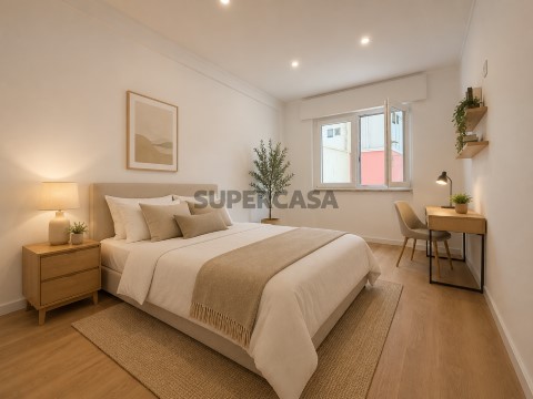 Apartamento T3 em Amora, Seixal