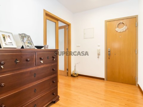 Apartamento T3 em Corroios, Seixal