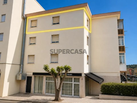 Apartamento T2 em Camarate, Unhos e Apelação, Loures