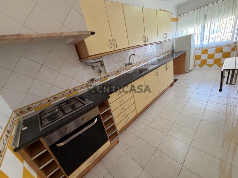 Apartamento T2 em Alto do Seixalinho, Santo André e Verderena, Barreiro