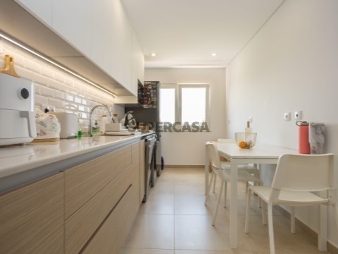 Apartamento T3 em Paio Pires, Seixal
