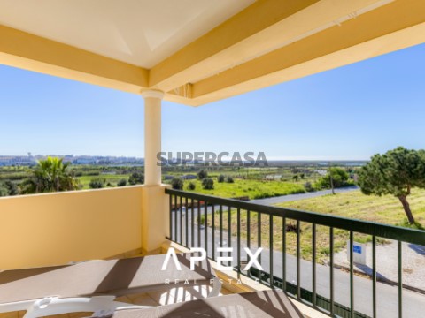 Apartamento T2 em Estrada da Arábia, Montenegro