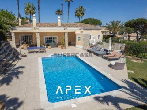 Villa T4 Duplex em Almancil, Loulé