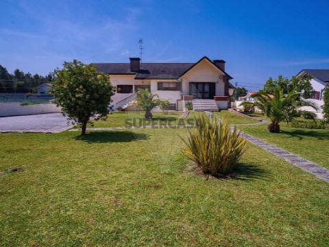 Moradia T4 em Esmoriz, Ovar