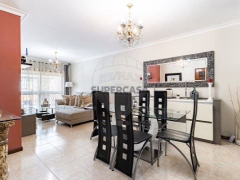 Apartamento T2 em Argoncilhe, Santa Maria da Feira