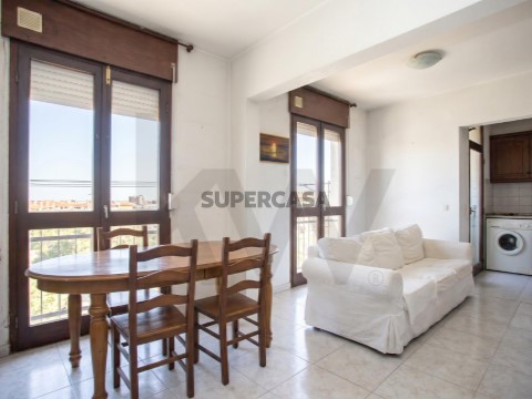 Apartamento T3 em Baixa da Banheira e Vale da Amoreira, Moita