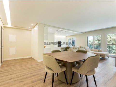 Apartamento T3 em Pontinha e Famões, Odivelas