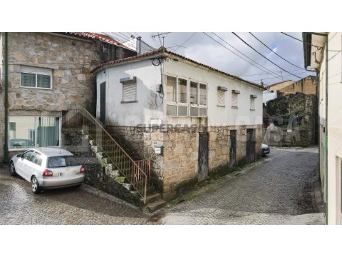 Moradia T3 em Orgens, Viseu