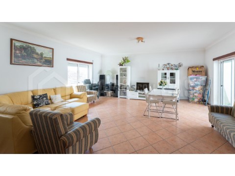 Apartamento T3 em Abraveses, Viseu