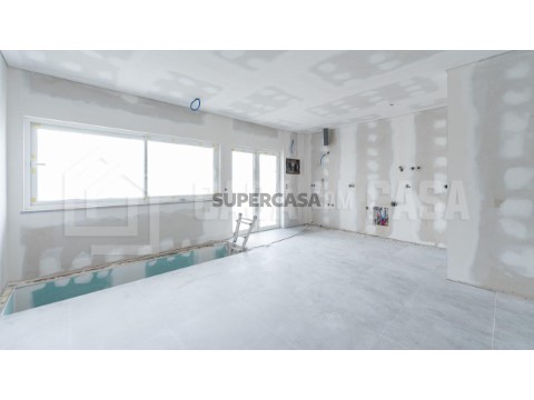 Apartamento T4 em Repeses e São Salvador, Viseu