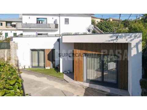 Moradia T2 em Rio de Loba, Viseu