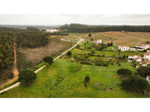 Terreno em Campelos e Outeiro da Cabeça, Torres Vedras