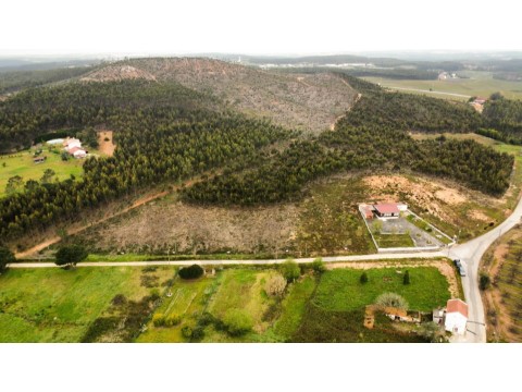 Terreno em Campelos e Outeiro da Cabeça, Torres Vedras