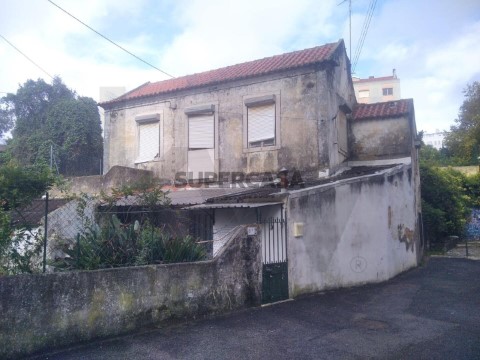 Moradia T2 em Agualva e Mira-Sintra, Sintra