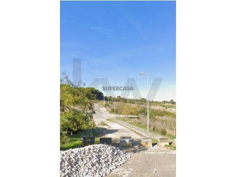 Terreno em Alenquer (Santo Estêvão e Triana), Alenquer