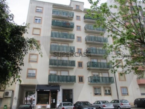 Apartamento T3 em Alenquer (Santo Estêvão e Triana), Alenquer