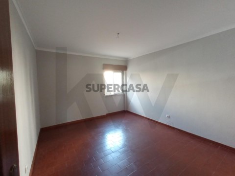 Appartement 3 kamers Op Carregado e Cadafais, Alenquer