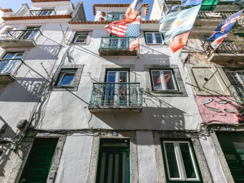 Building in Misericórdia, Lisboa