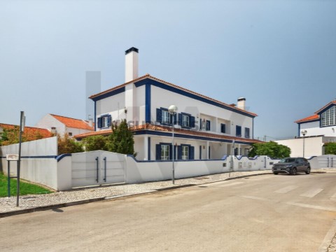 Moradia T3 em Gaio-Rosário e Sarilhos Pequenos, Moita