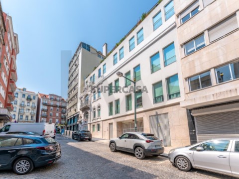 Apartamento T3 em Avenidas Novas, Lisboa