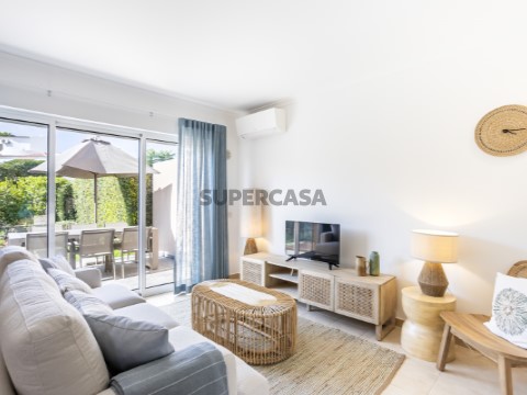 Casa Geminada T2 em Rampa do Mato Serrão, Lagoa e Carvoeiro