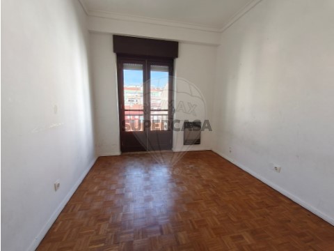 Apartment 3 bedrooms in Agualva e Mira-Sintra, Sintra