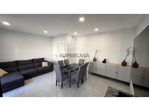 Apartamento T3 em União das Freguesias de Setúbal, Setúbal