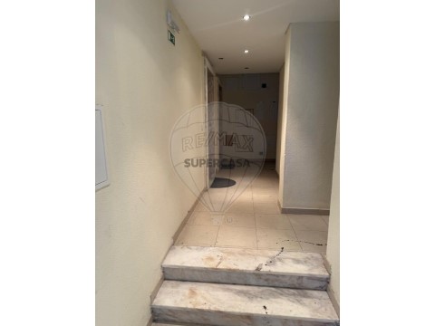 Apartamento T3 em Palhais e Coina, Barreiro