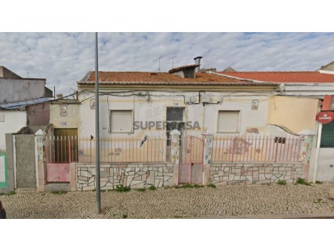 Moradia T2 em Campolide, Lisboa