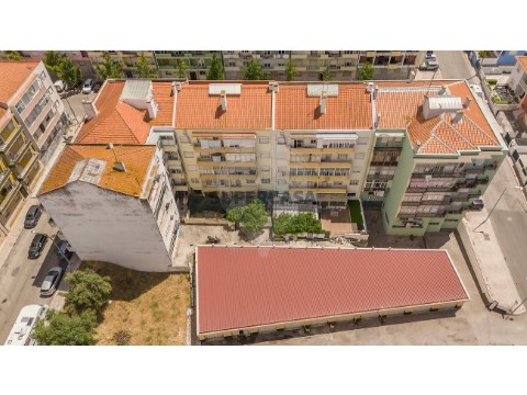 Apartamento T3 em União das Freguesias de Setúbal, Setúbal