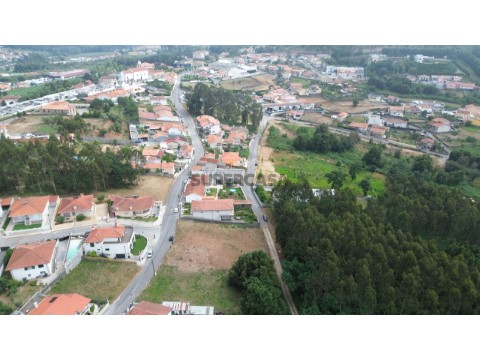 Terreno em Nogueira da Regedoura, Santa Maria da Feira