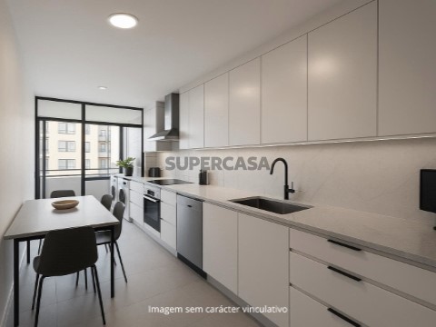Apartamento T3 na Rua da Estrada Velha, Vila do Conde