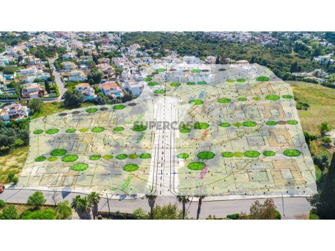 Lote em Estômbar e Parchal, Lagoa