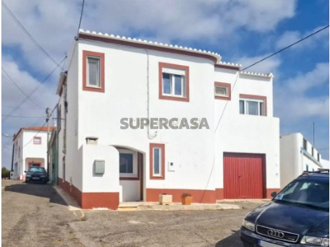 Moradia T3 em Luz, Lagos