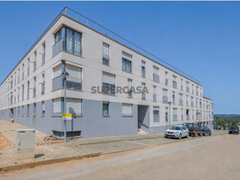 Apartamento T1 em Luz, Lagos