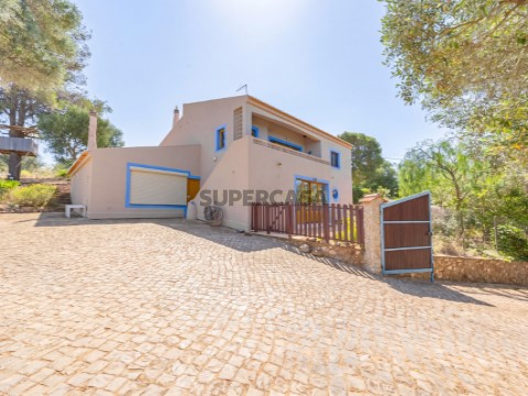 Moradia T5 em Luz, Lagos