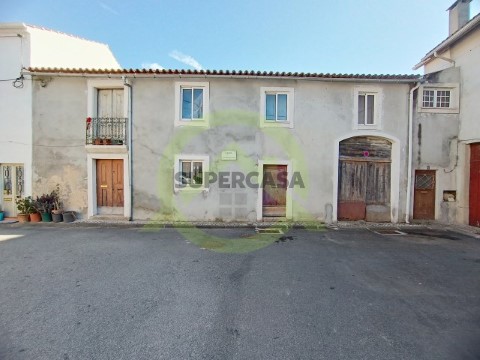 MORADIA T4 ADÉMIA
