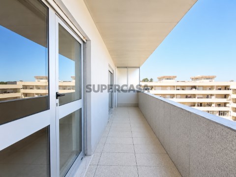 Apartamento T1 novo localizado na tranquila zona da Curia - Anadia