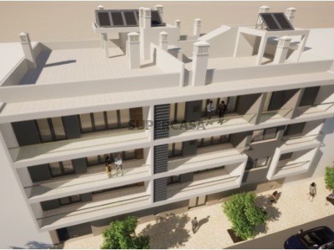 Apartamento T3 na Rua António Carrusca Rodrigues, Montenegro