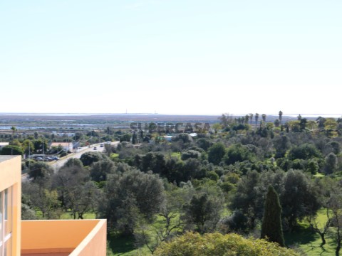 Apartamento T3 em Praça Paul Harris, Faro (Sé e São Pedro)