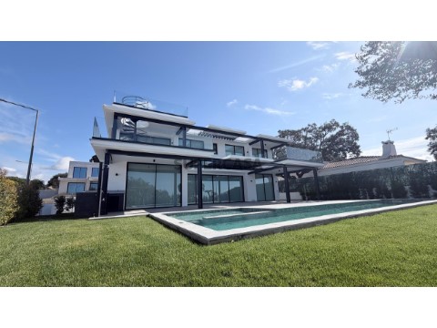 Moradia T4 Duplex em Albufeira e Olhos de Água, Albufeira
