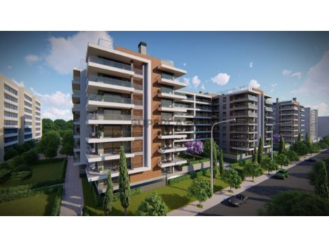 Luxo e Conforto: Apartamentos T2 a T4 no Centro de Faro, Algarve