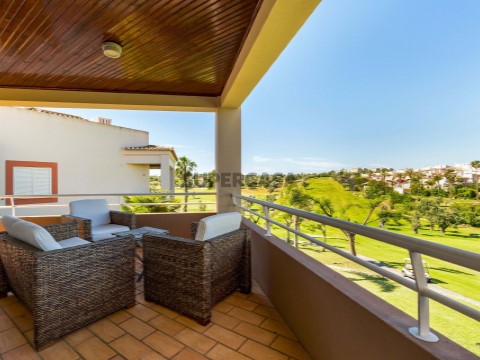 varanda_apartamento_t2_pestana_vale_da_pinta_carvoeiro