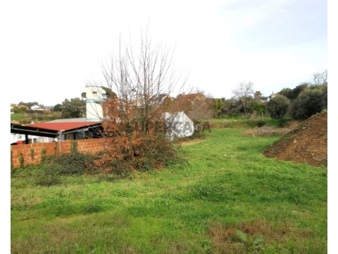 Terreno 913 m² Urbanizável - Arca - Ponte de Lima