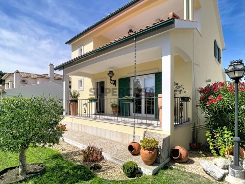 Fachada e Jardim (3)